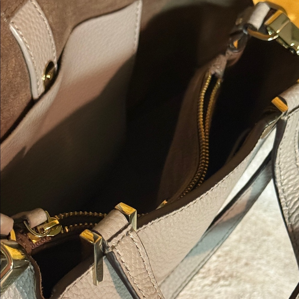 Kate Spade Gray Shoulder Bag with Bow Accent - Picture 9 of 10
